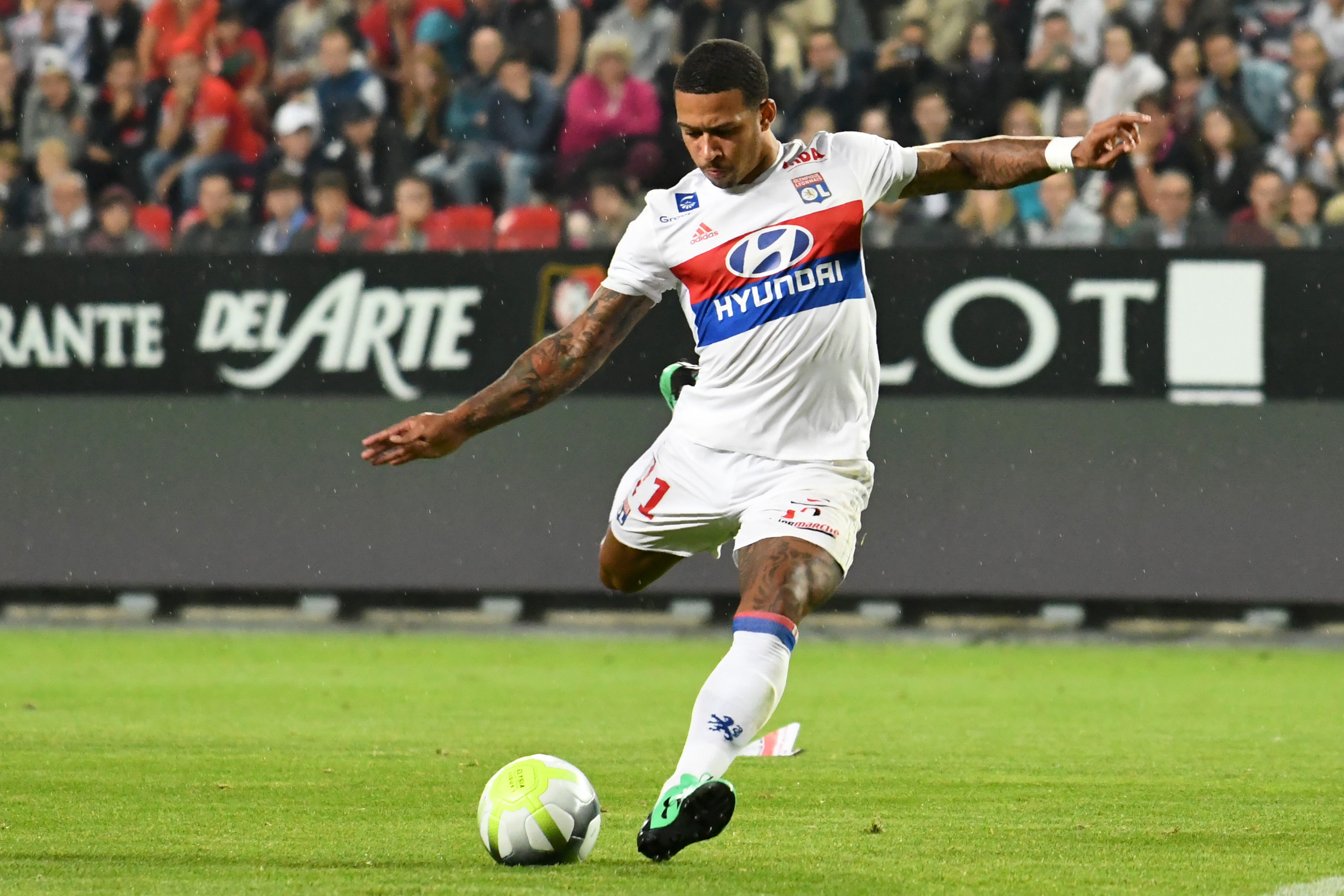Olympique Lyonnais OL Memphis pense au Real Madrid