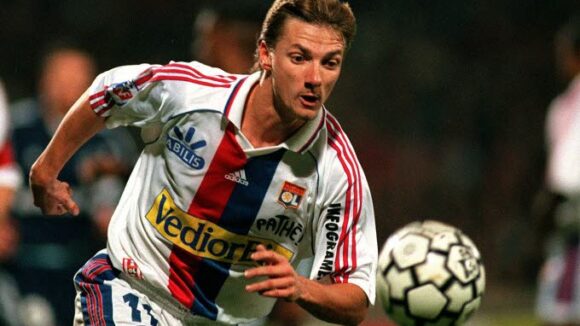 Tony Vairelles, ancien attaquant de l'OL.