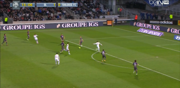 OL Toulouse Ghezzal Lacazette 2