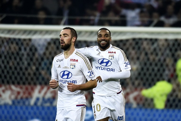 tenue de foot Olympique Lyonnais Tenue de match tenue de foot Olympique Lyonnais Tenue de match