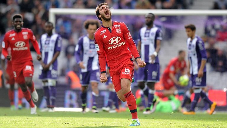 Clément Grenier après un but lors de Toulouse - OL