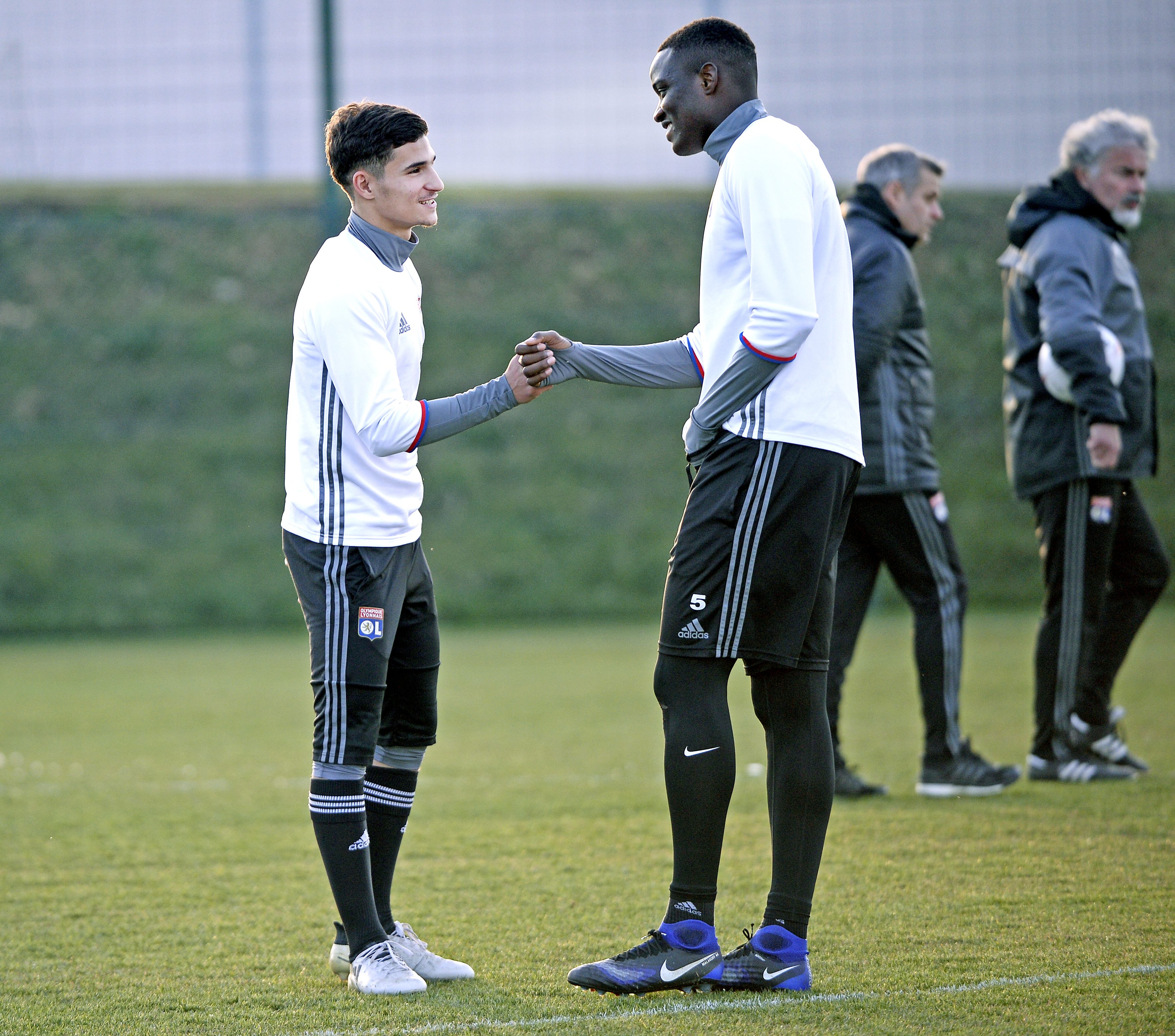 maillot entrainement OL Houssem AOUAR maillot entrainement OL Houssem AOUAR