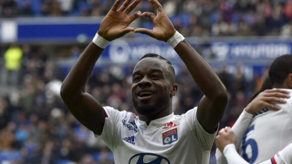 Maxwel Cornet sous le maillot de l'OL