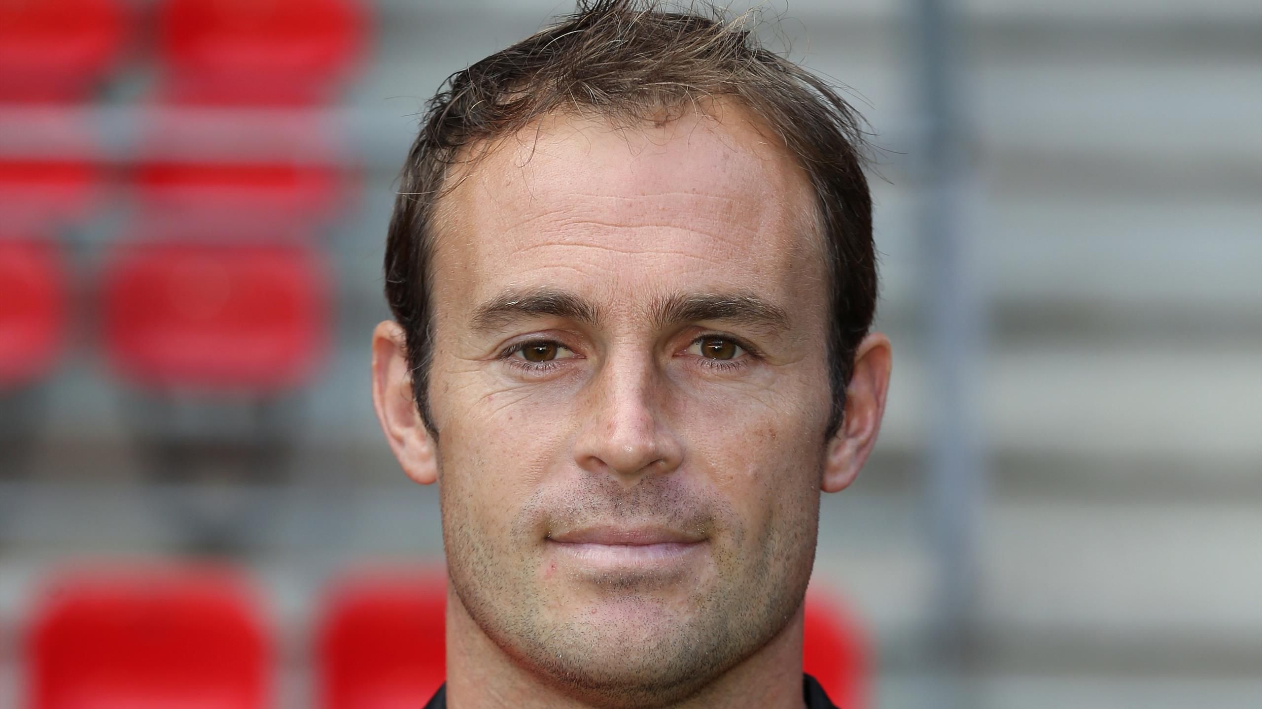 Christophe Revel remplace Grégory Coupet à l'OL — Officiel Christophe Revel remplace Grégory Coupet à l'OL — Officiel