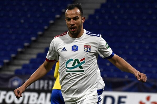 OL - Sochaux (5-2) : premier but pour Benlamri