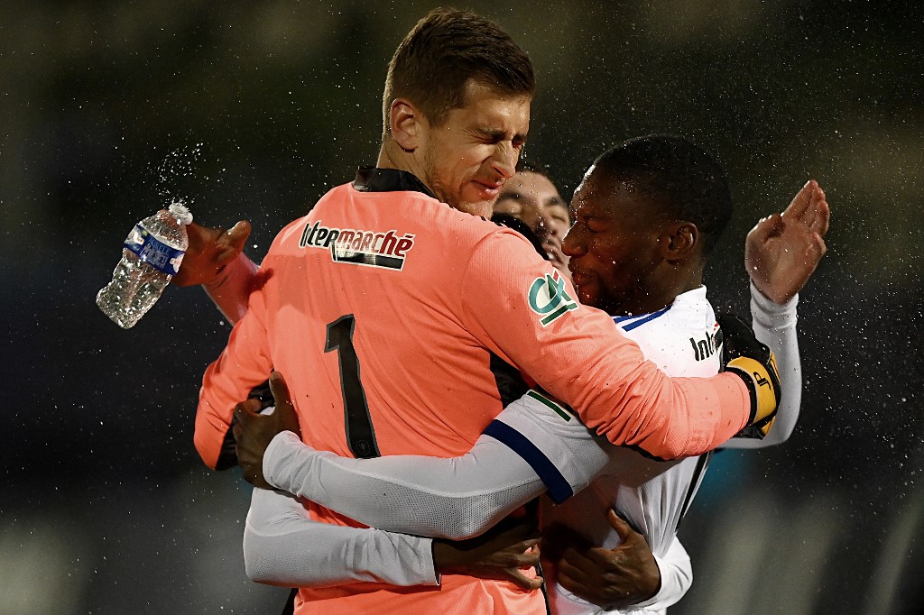 лион против монако картинка. лиль чемпион франции. ол монако. ол монако. лилль чемпион франции 2021 схема.