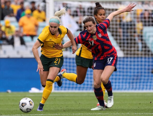 Ellie Carpenter with Australia against USA