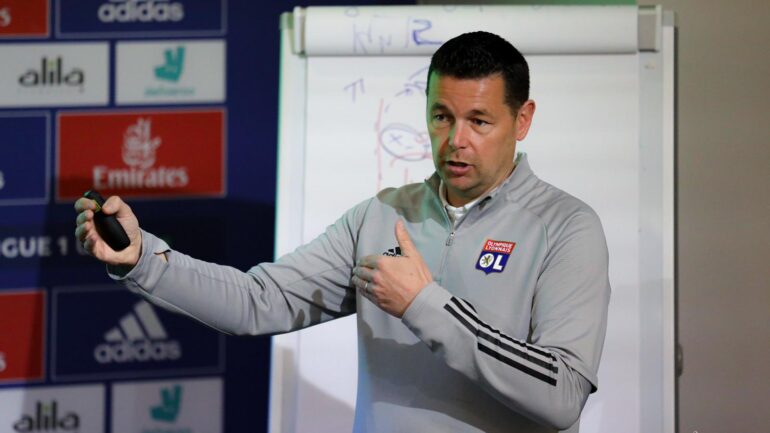 Pierre Sage, ancien entraîneur des U16 de l'OL