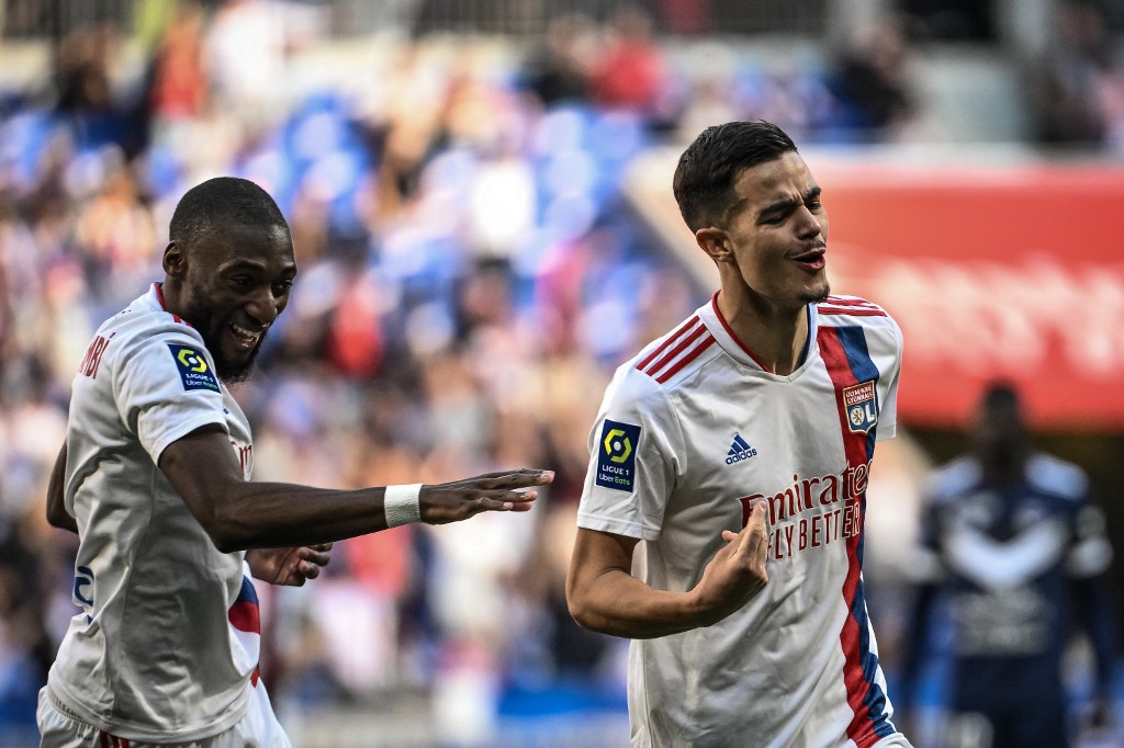 Romain Faivre et Karl Toko-Ekambi, attaquants de l'OL en prêt