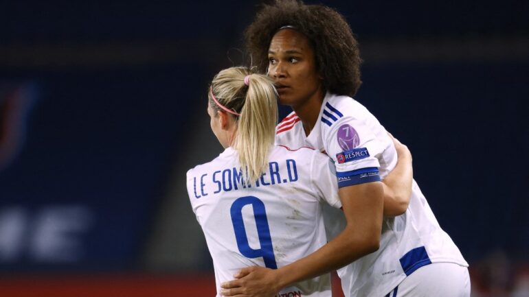 Wendie Renard et Eugénie Le Sommer (OL)