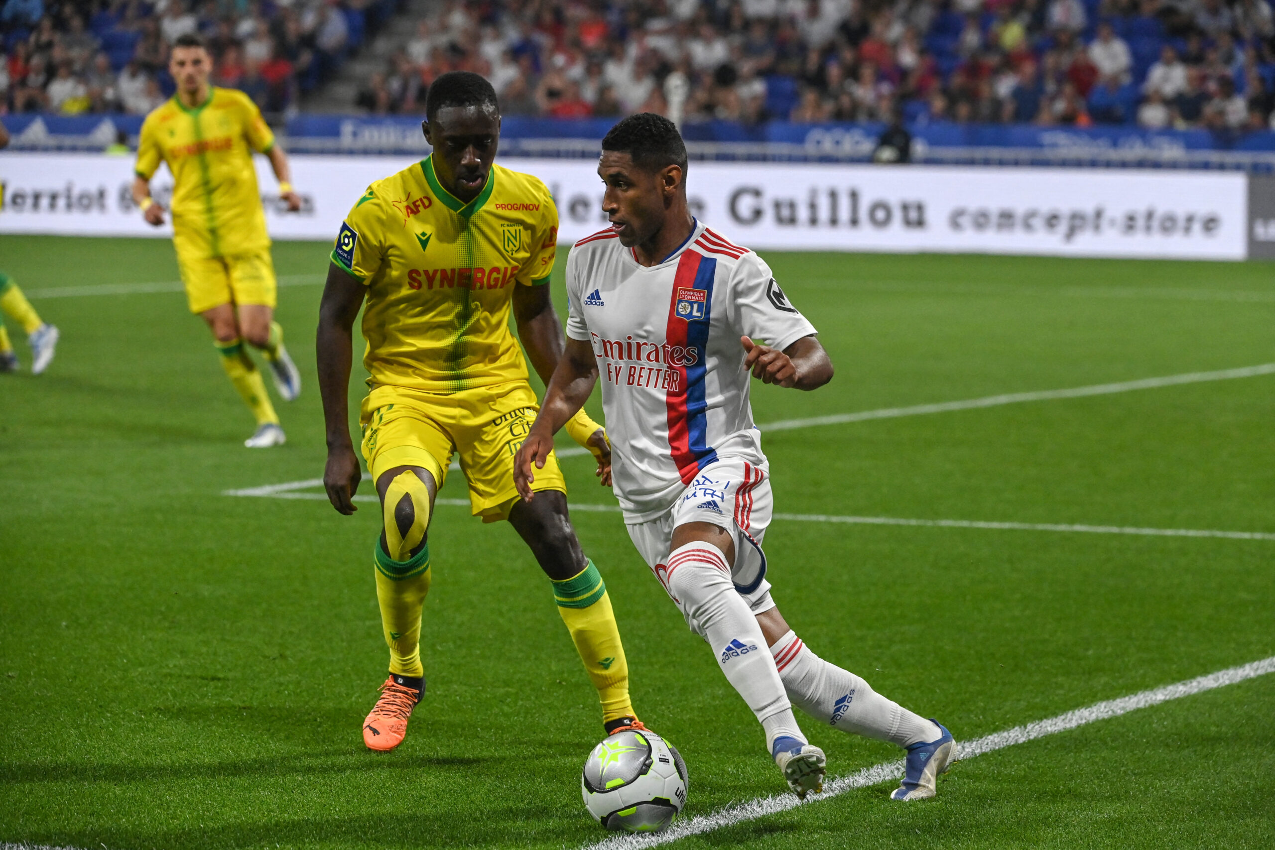 Tetê contre le FC Nantes