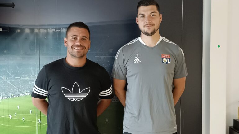 Antoine Capinielli et Joé Labiani, respectivement entraîneurs des U20-U19 de l'OL, et des U17-U16