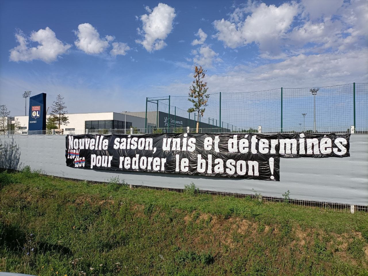 Plaque Métal Supporter - Olympique Lyonnais Plaque Métal Supporter - Olympique Lyonnais