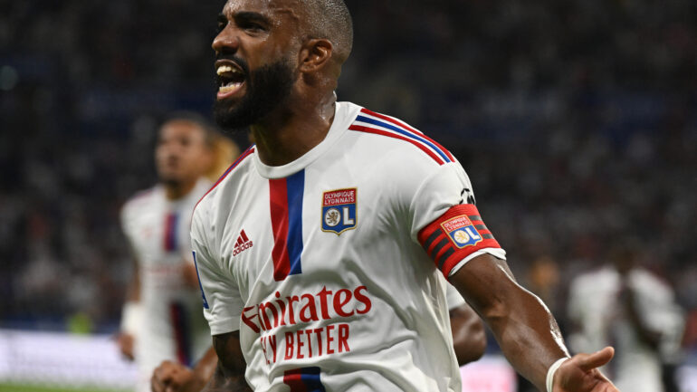 Alexandre Lacazette après son but contre Ajaccio