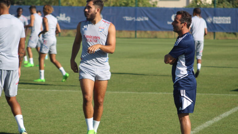 Rayan Cherki et Ludovic Giuly