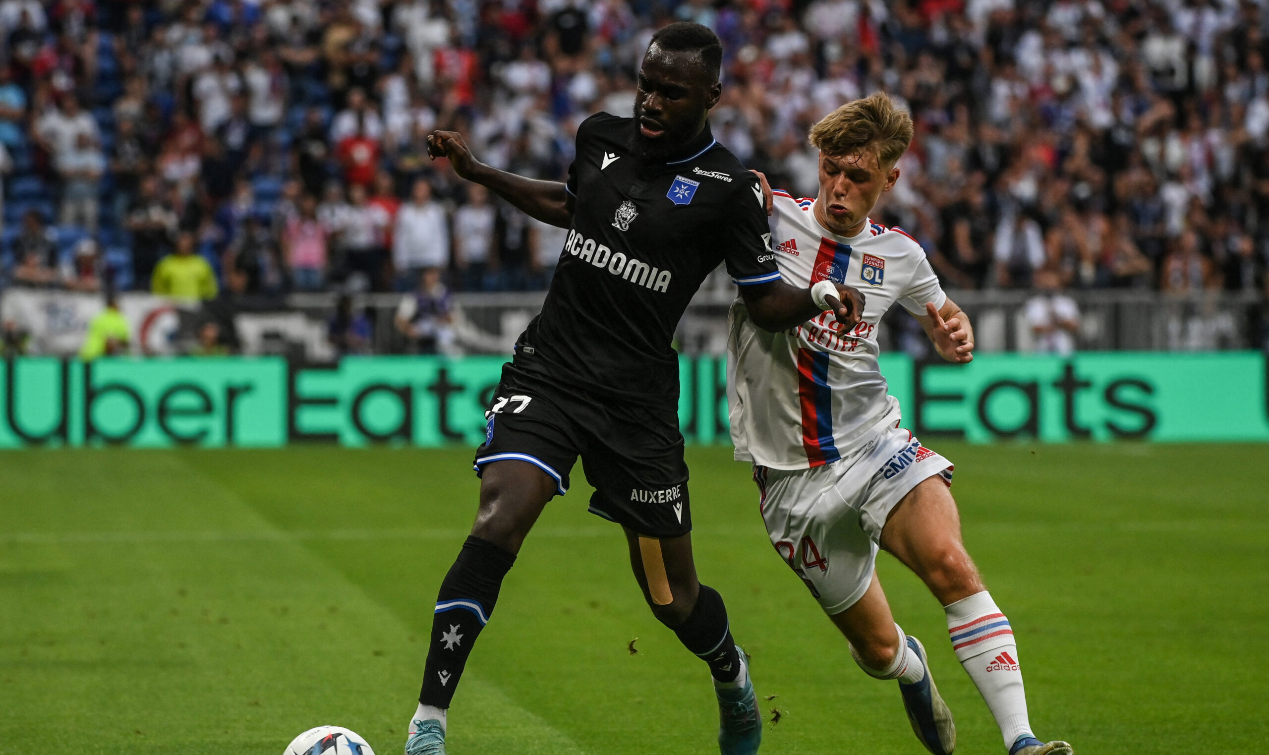 Johann Lepenant lors du match OL - Auxerre