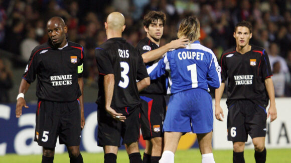 Jérémy Clément avec Caçapa, Cris, Juninho et Coupet