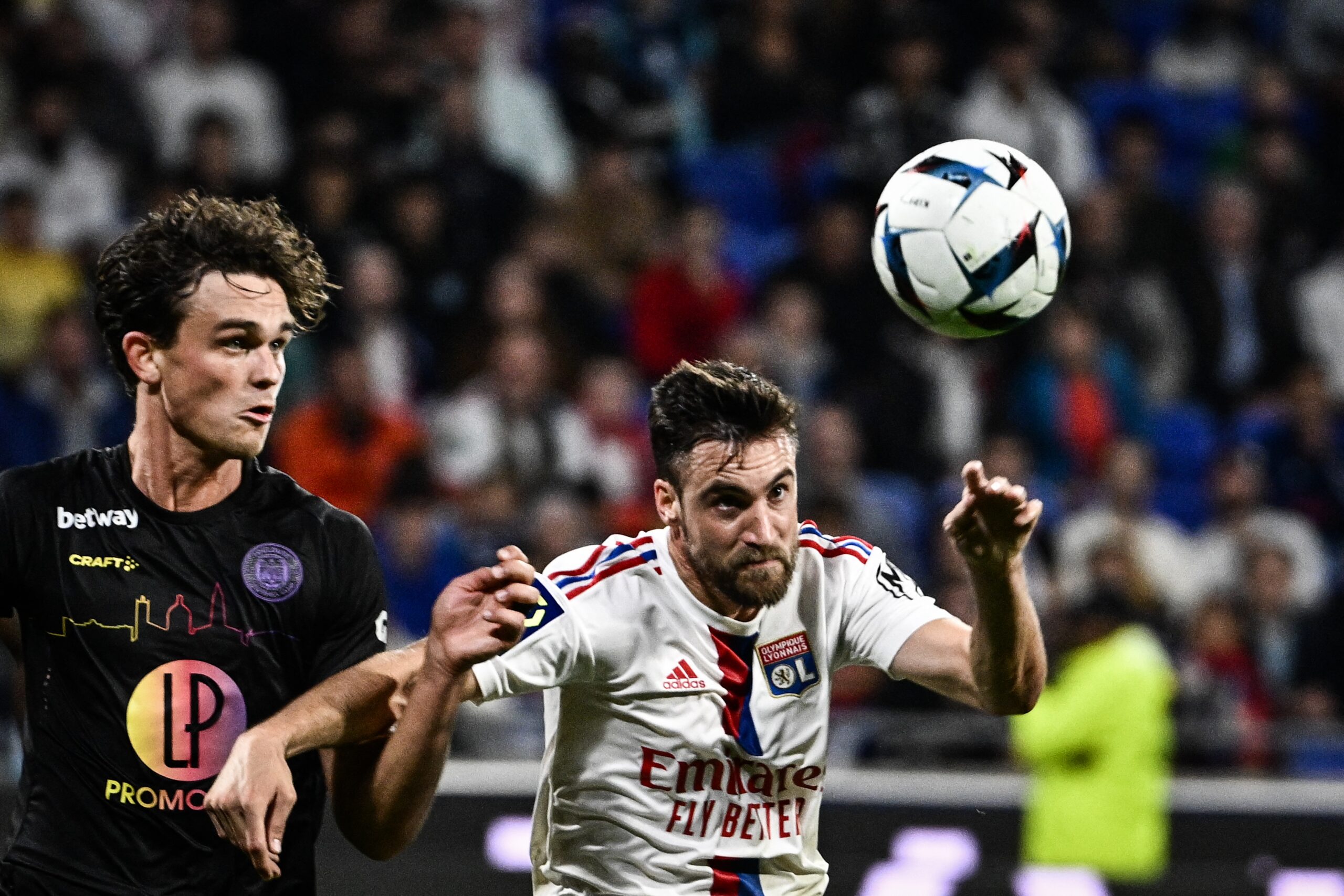 Rasmus Nicolaisen (Toulouse) et Nicolas Tagliafico (OL)