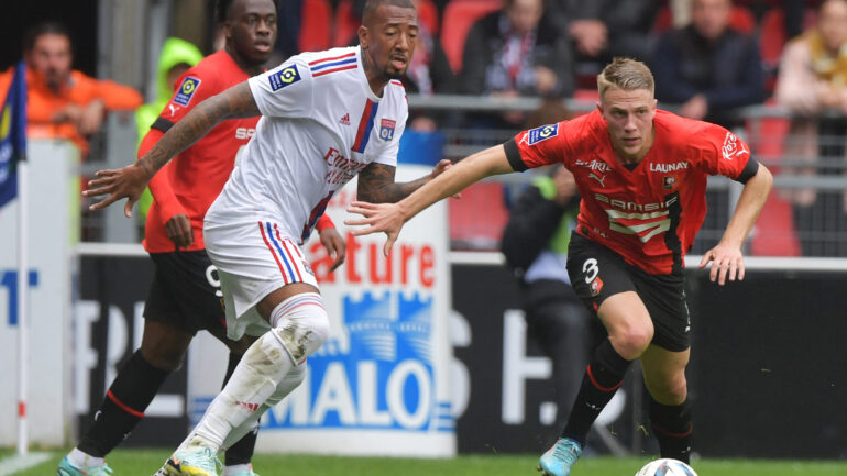 Adrien Truffert (Rennes) et Jérôme Boateng (OL)