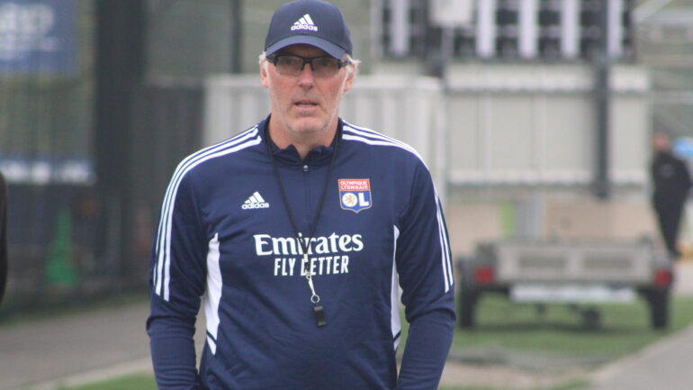 Laurent Blanc à son arrivée à l'entraînement