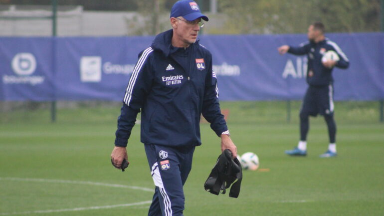 Philippe Lambert à l'entraînement de l'OL