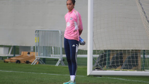 Phallon Tullis-Joyce à l'entraînement de l'OL