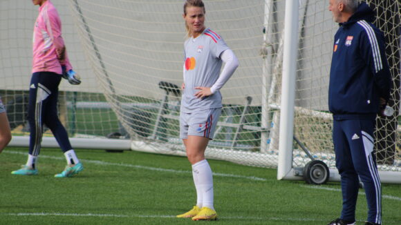 Amandine Henry à l'entraînement de l'OL