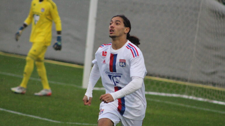 Yacine Chaïb (U19) lors d'OL - Auxerre