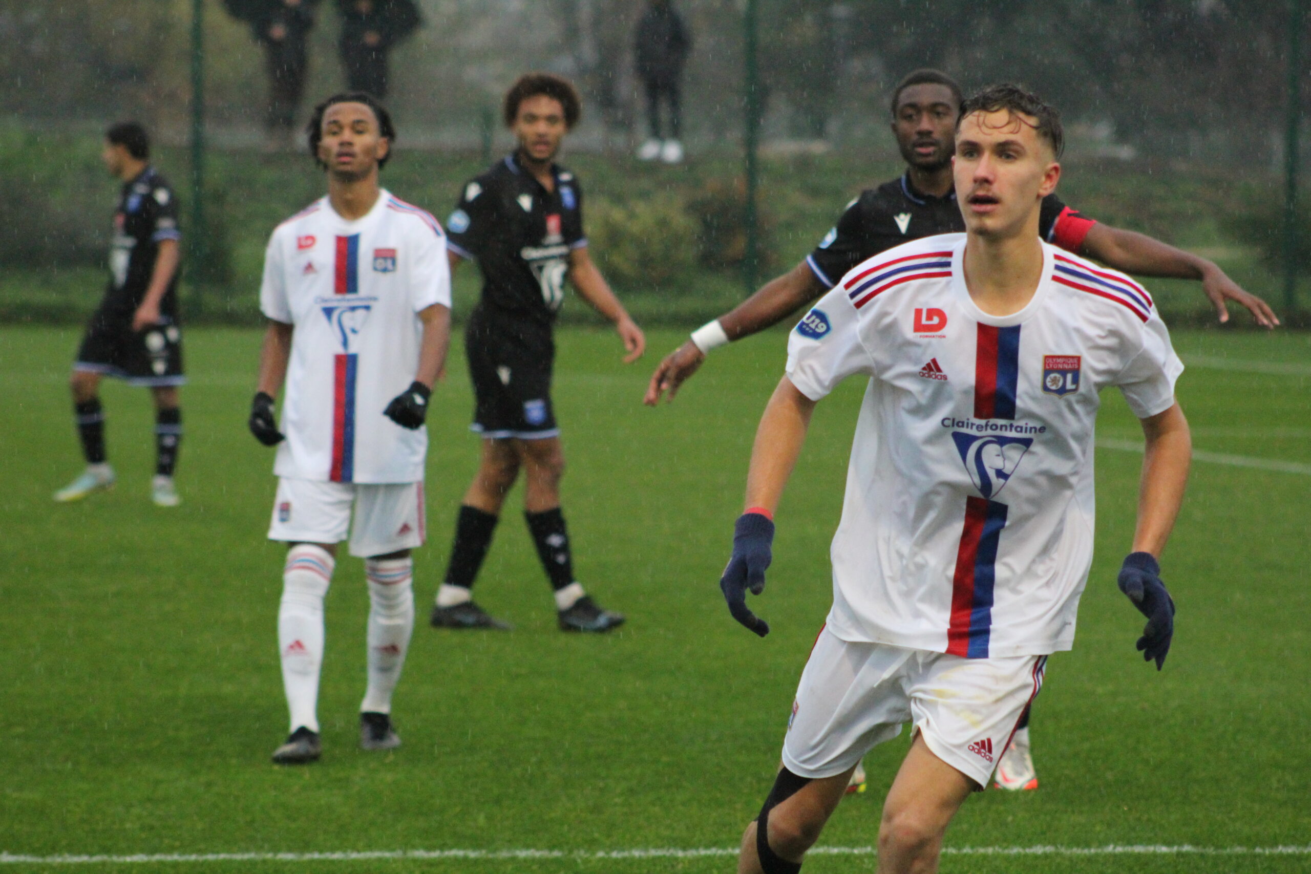 Romain Perret (U19) lors d'OL - Auxerre