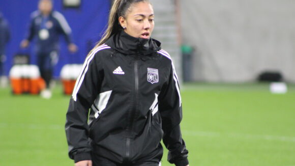 Selma Bacha à l'entraînement avant OL - Juve