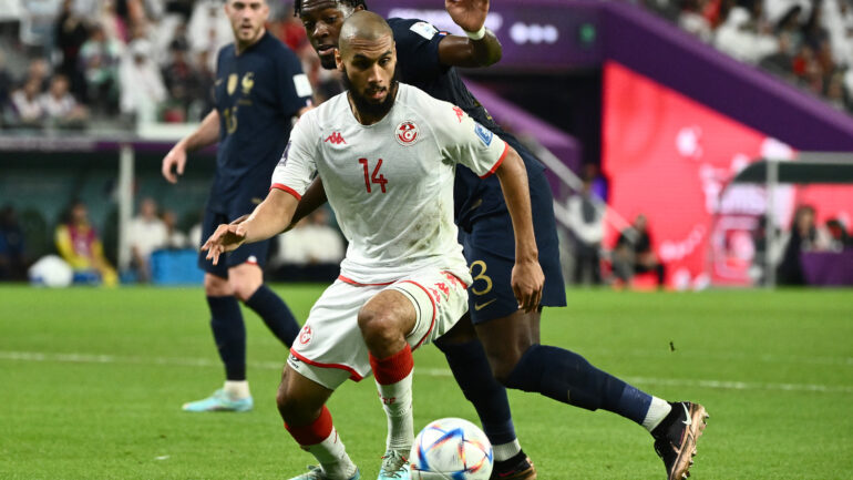 Aïssa Laidouni à la Coupe du Monde lors de Tunisie - France en phase de poules