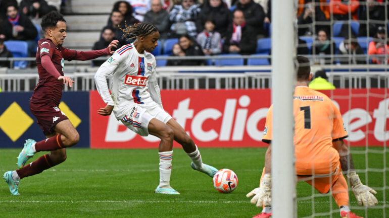 Bradley Barcola lors d'OL - Metz en Coupe de France