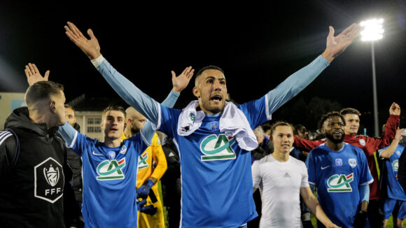 La joie des joueurs du Puy Foot 43 après la qualification contre Nice en Coupe de France