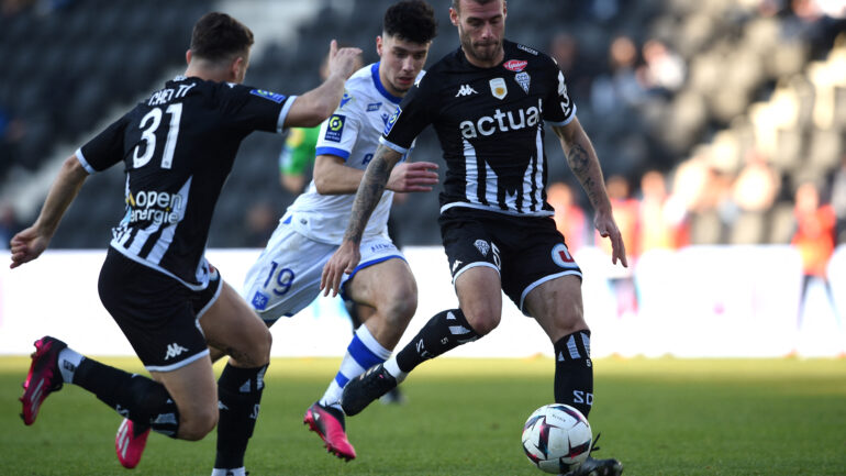 Miha Blazic lors d'Angers - Auxerre