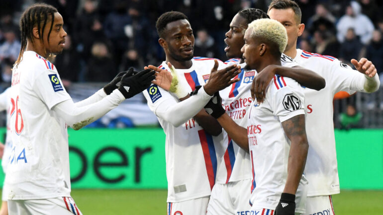 Les joueurs de l'OL lors du match contre Angers