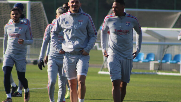 Lovren et Boateng lors de l'entraînement de l'OL