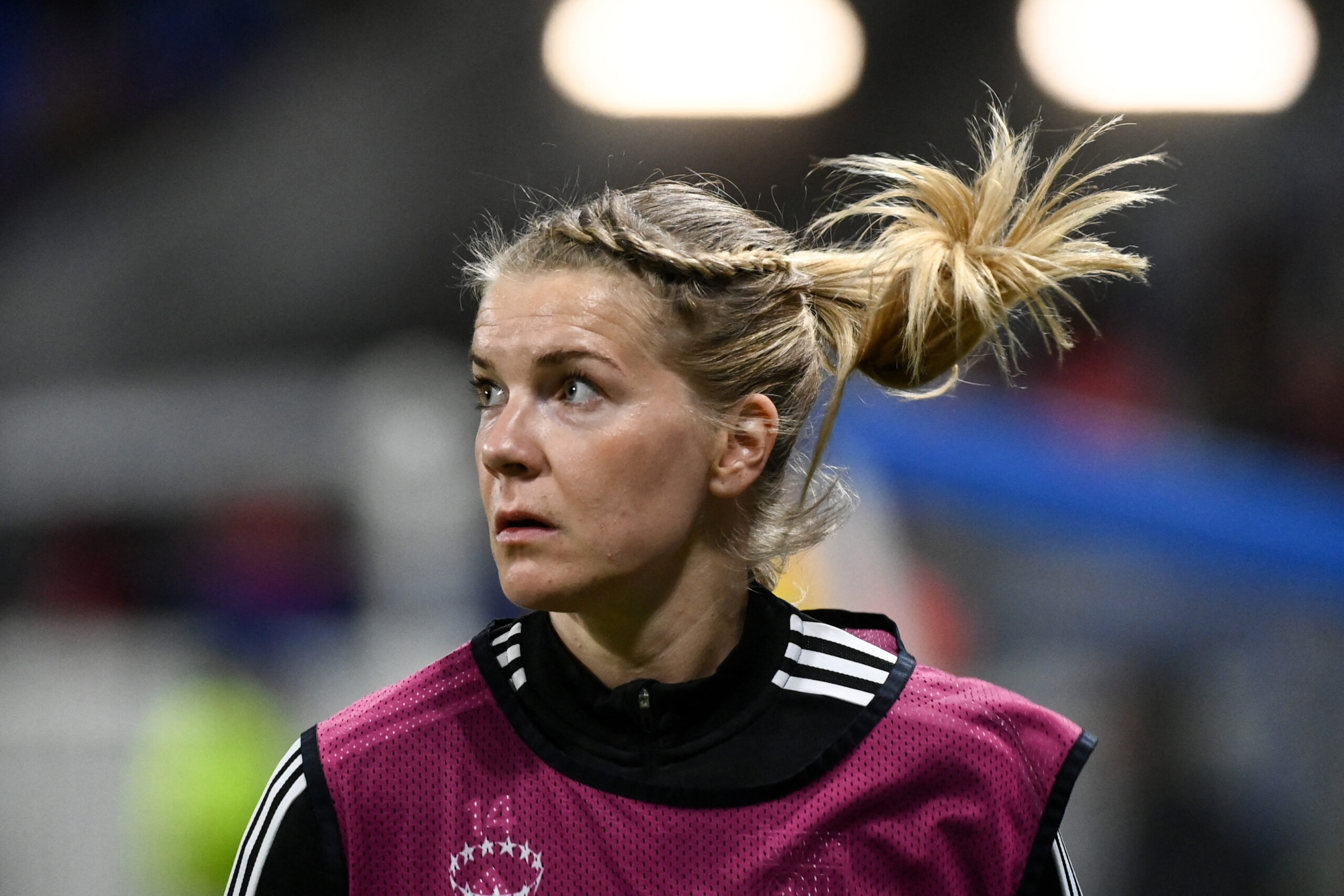 Ada Hegerberg à l'échauffement lors d'OL - Chelsea