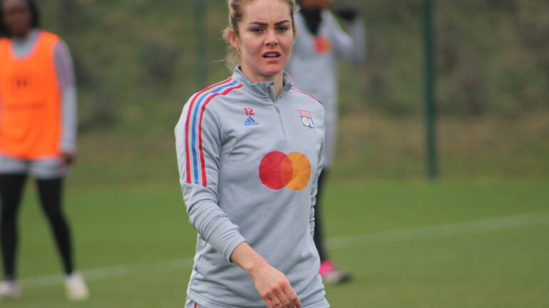 Ellie Carpenter à l'entraînement de l'OL