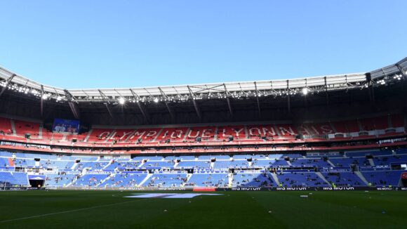 Le Parc OL vide