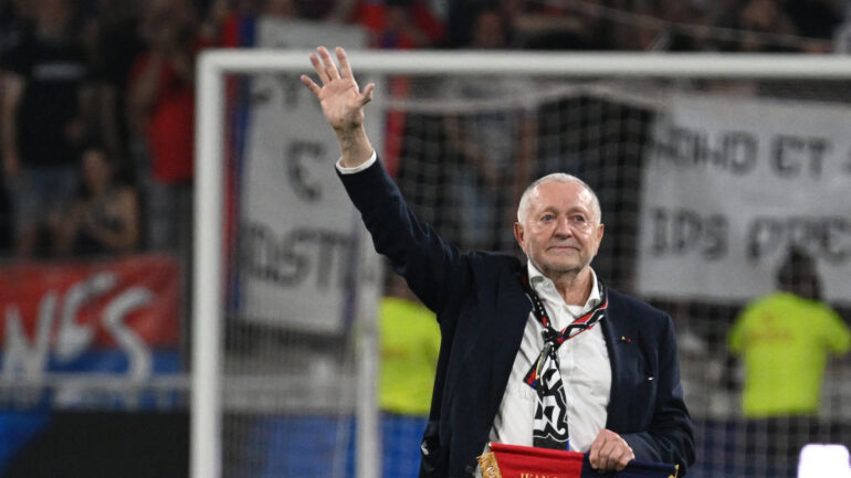 Jean-Michel Aulas lors de la cérémonie hommage organisée par l'OL