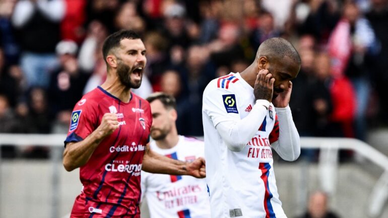 Alexandre Lacazette (OL) après son penalty raté à Clermont (2-1)