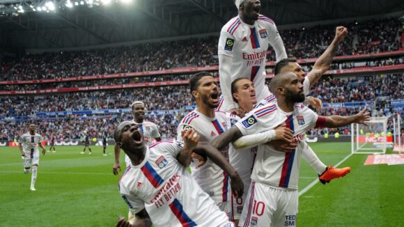 Ligue 1 : La joie des joueurs de l'OL après la victoire contre Montpellier (5-4