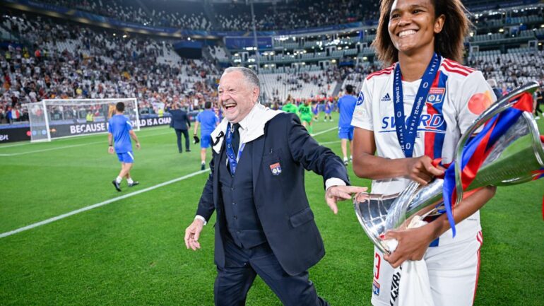 Wendie Renard, capitaine de l'OL et Jean-Michel Aulas