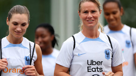 Amandine Henry de retour avec les Bleues