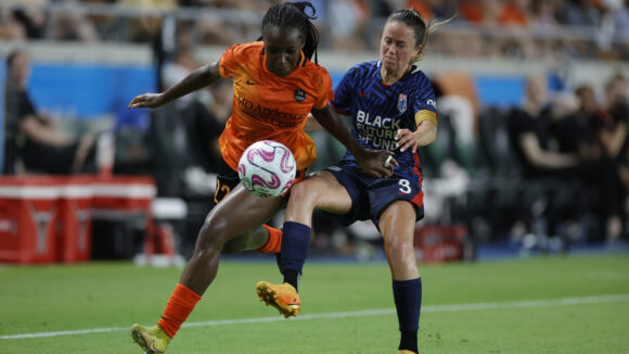 Lu Barnes (OL Reign) contre Houston