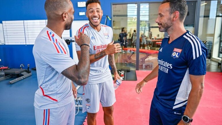 Antonin Da Fonseca en compagnie d'Alexandre Lacazette et Corentin Tolisso