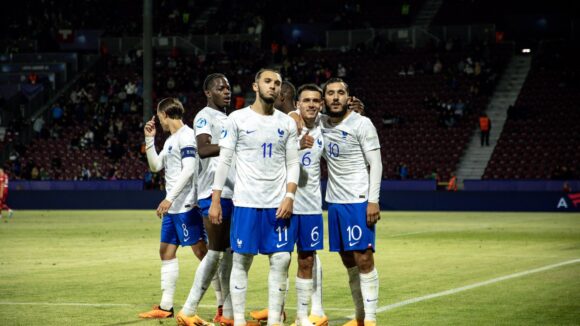 Amine Gouiri, Castello Lukeba et Rayan Cherki lors de France - Suisse