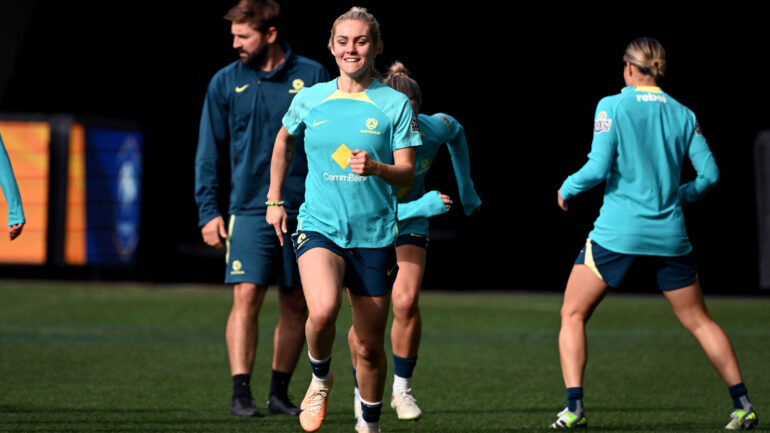 Ellie Carpenter à l'entraînement avec l'Australie