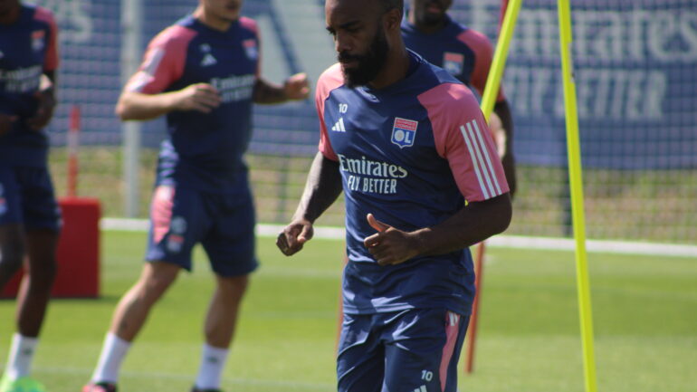 Alexandre Lacazette, attaquant et capitaine de l'OL lors de la préparation