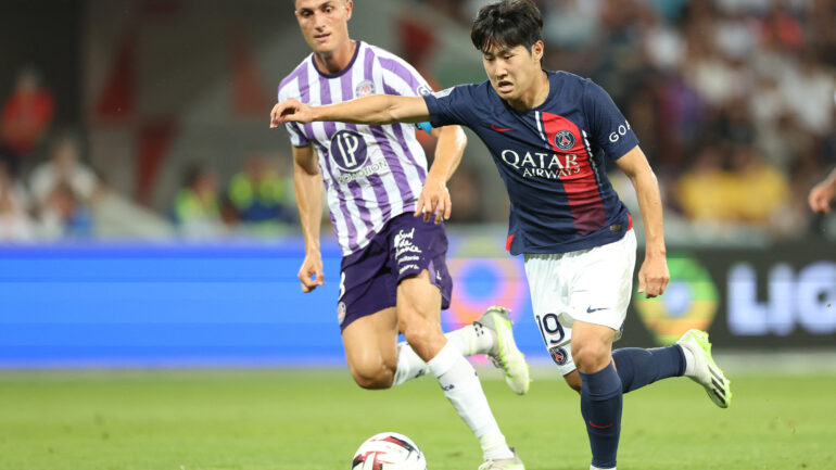 Kang-In Lee lors de Toulouse - PSG